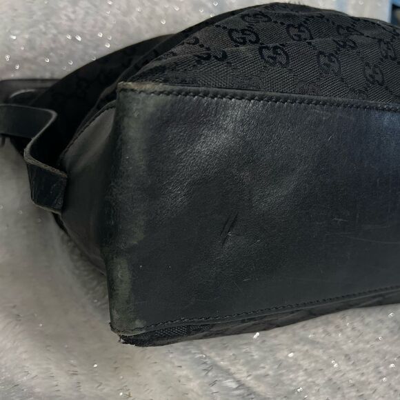 AUTH GUCCI HANDBAG- black - Picture 10 of 16